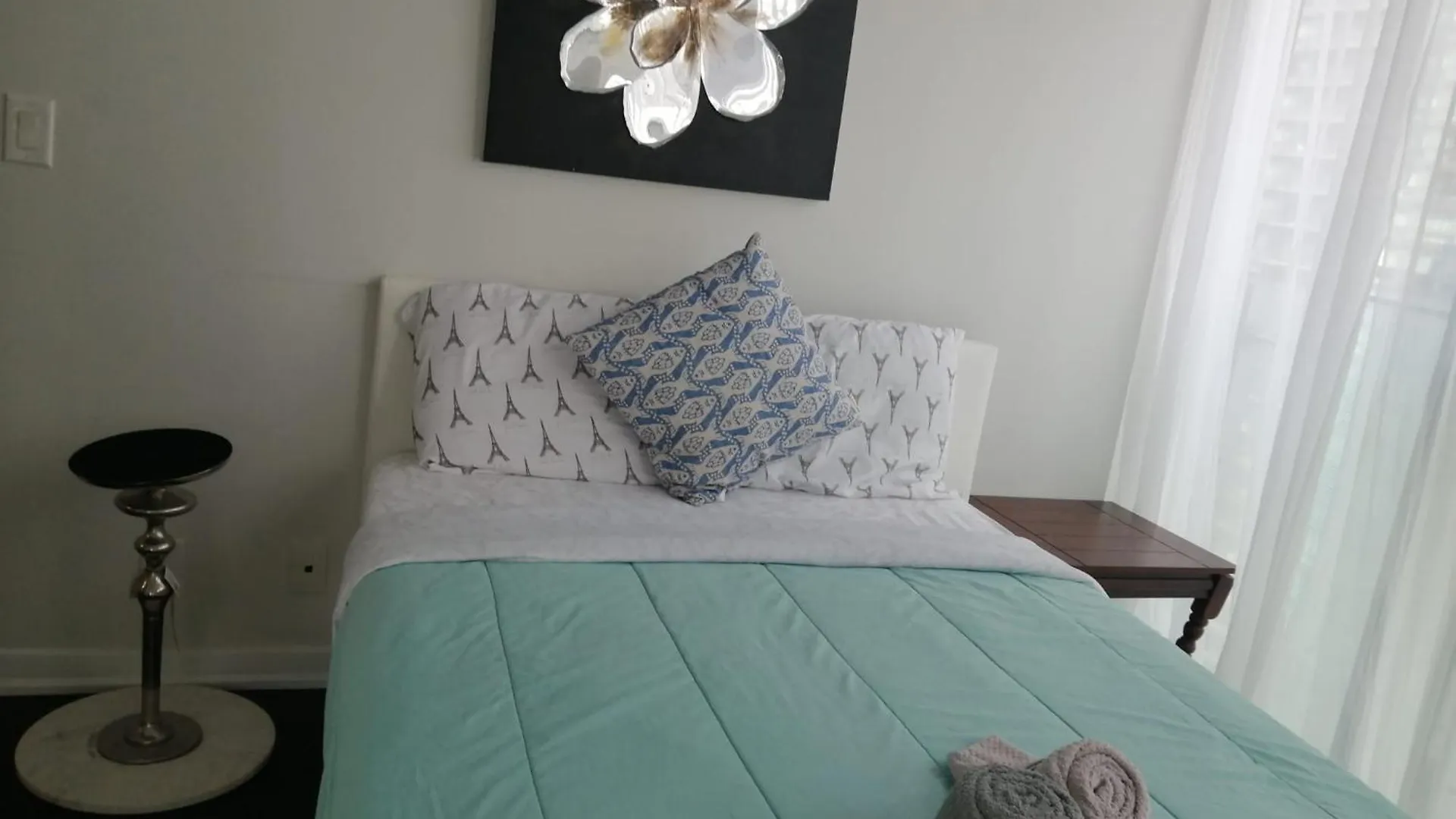 Apartment Above Clouds 3 Bedroom Condo Downtown Toronto