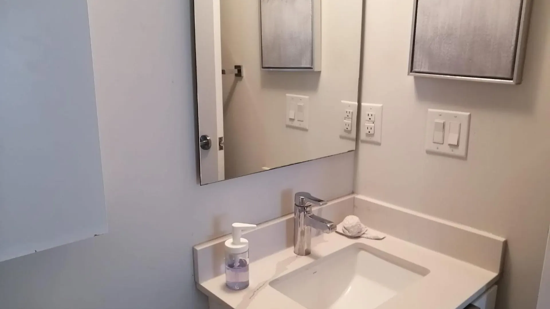 Above Clouds 3 Bedroom Condo Downtown Toronto 0*,